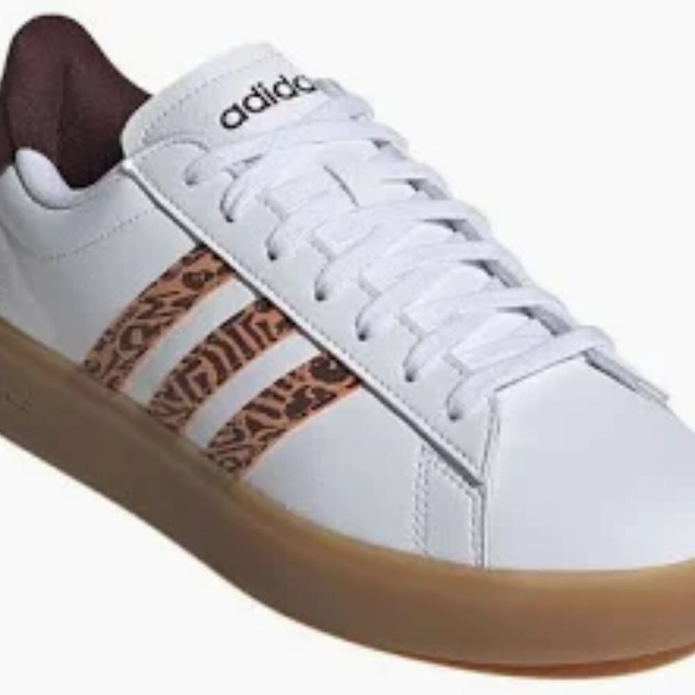 Adidas Women's Grand Court 2.0 Tennis Shoe Size 8